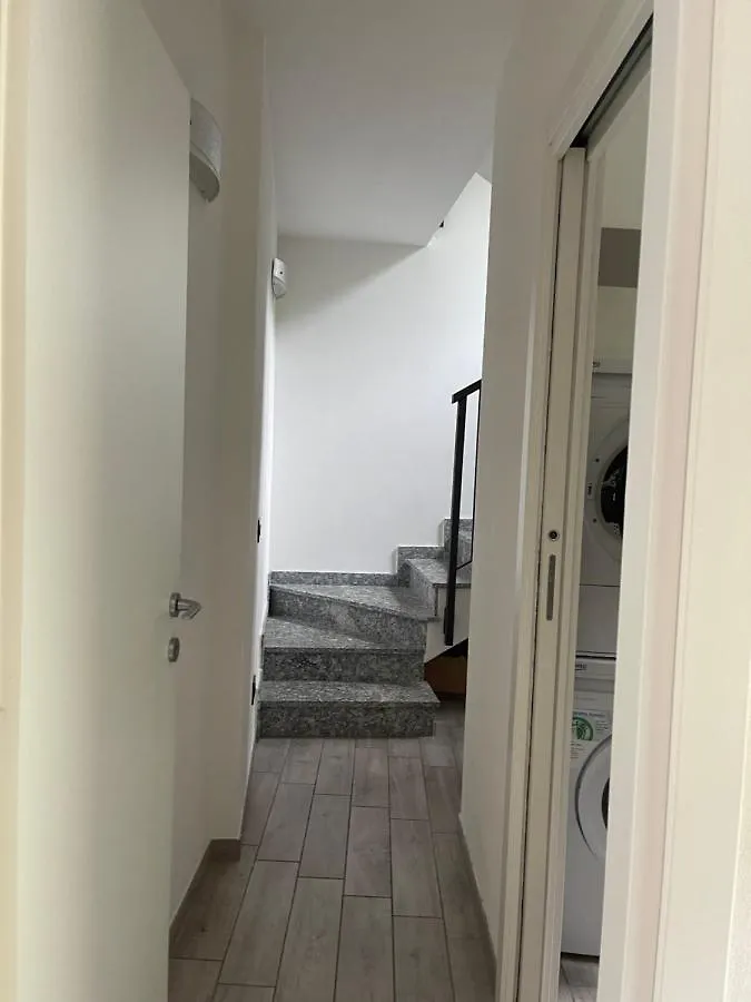 Casa Vacanze Adri Apartment Faggeto Lario