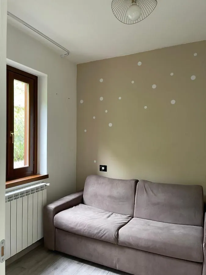 Casa Vacanze Adri Apartment Faggeto Lario