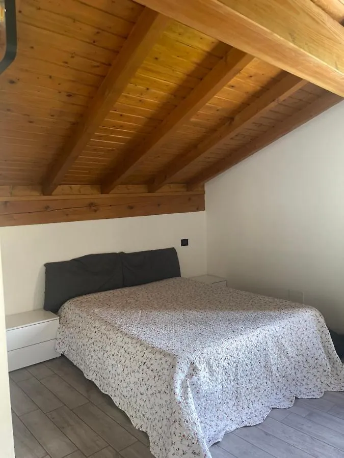 Casa Vacanze Adri Apartment Faggeto Lario